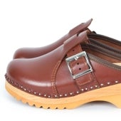 Imagen - The town is associated with famous wooden shoes. In the 1970s and 80s, Swedish wooden clogs became a globally recognised fashion accessory for both men and women